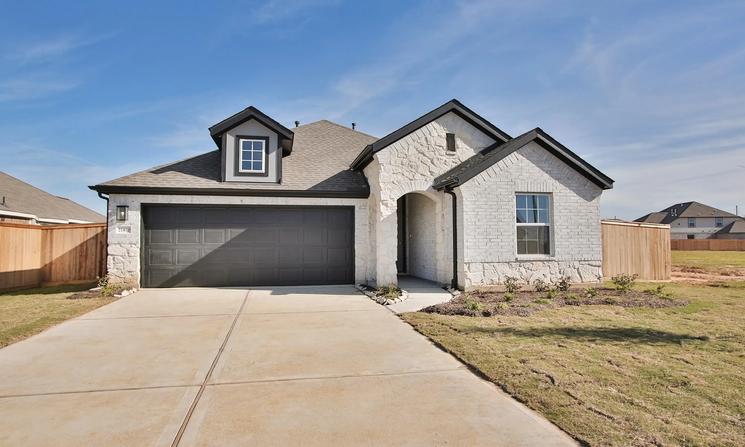 Oakwood Estates Quick Move in Home 21410 Loblolly View Lane, Waller, TX